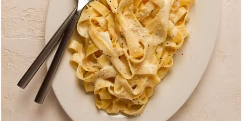 Chicago Classic Handmade Pasta with Tomato Basil Sauce