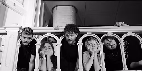 Almost Famous in Toekomstmuziek