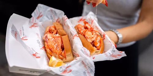 Cousins Maine Lobster at Clover Road Ashland