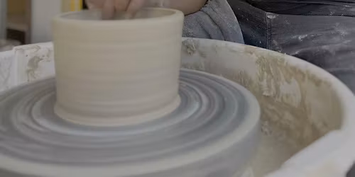 1-on-1 Wheel-Throwing Pottery Workshop