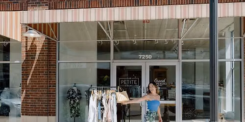 The Petite Frame Grand Opening at Zona Rosa