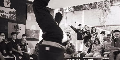 HIP HOP DANCE CLASS