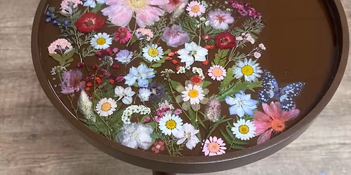 Timeless Botanicals: Pressed Flower & Resin Table Class