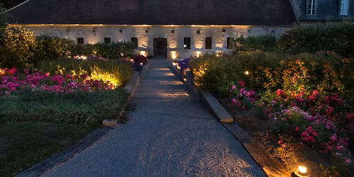 Une journ\u00e9e de sagesse et de gu\u00e9rison  Dr. Rajesh J. Marattukalam  Fondateur et directeur- Ayuranand