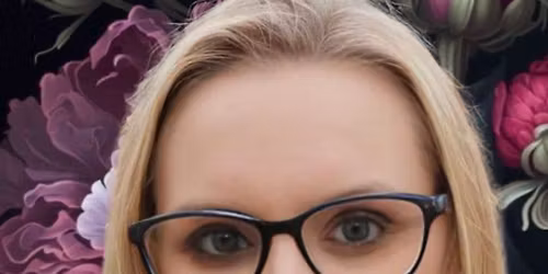 Dr. Patty II Beach - Tarot and Intuitive Transformational Guide