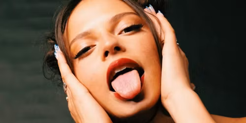 Nina Chuba Berlin Tickets