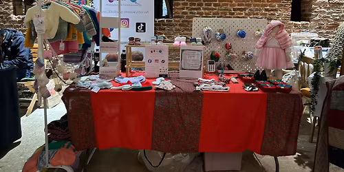 Knitting.mouse21 @Milestones Museum 