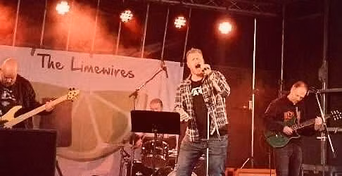 The Limewires Live at The Queen Vic in Exmouth! The Best 90s & 00s Britpop\/Rock Classics!