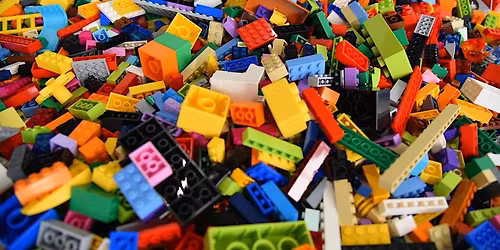Lego Club Drop-In @ Cambridge Central Library