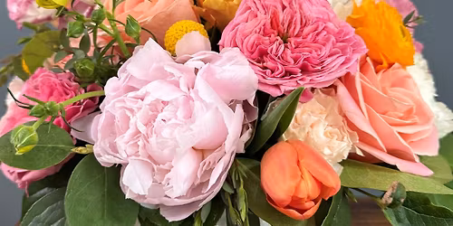 Summer Bounty Centerpiece Floral Workshop