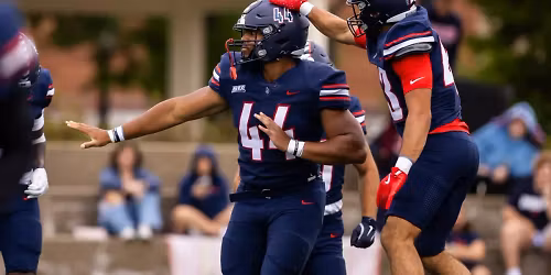 Parking New Haven Chargers at Mercyhurst Lakers Mens Basketball