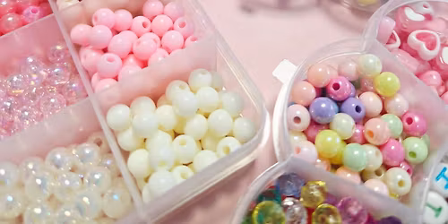 Papuo\u0161al\u0173 gamyba (TIK MERGAIT\u0116MS)