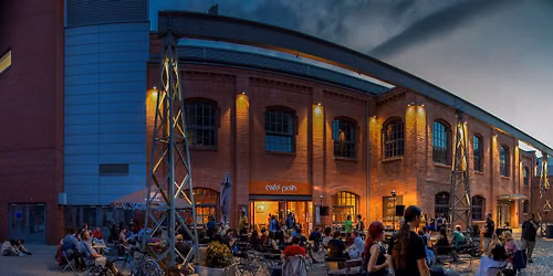 L\u00c9TO S CAF\u00c9 PR\u00c1H | P\u0159\u00edstav, Old Boys Poutn\u00edci, Kupodivu | koncert open air