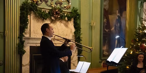 A Baroque Christmas with York Gin