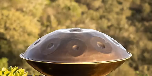 Rytmus nitra \u2013 muzikoterapeutick\u00fd workshop s handpany a bubny