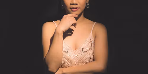 Lovely singing live!