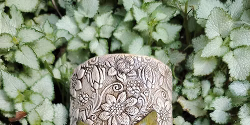 Pottery Workshop. Design and decorate your own vase.