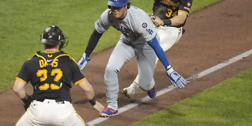 Parking Los Angeles Dodgers at Pittsburgh Pirates