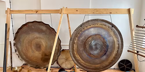 Tarn\u00f3w D\u017awi\u0119koterapia Muzykoterapia Gongi Misy Handpan B\u0119bny Didgeridoo \u015apiew Kakao Relaks 