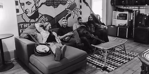 Arkansauce at Turntable