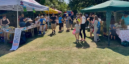 Grove Park Community Group's Summer F\u00eate