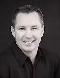 Sat  June 13 Paul Gilligan  @  Giggles Comedy Club @ Prince Rest.