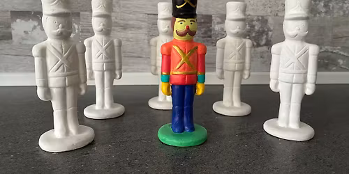 Decorate Ceramic Nutcracker Soldiders