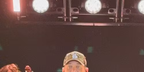 95-5 The Bull Santa Jam: Brett Young