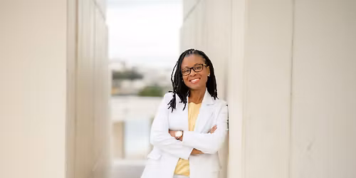 Leaders Table - Sunlit Business Strategy