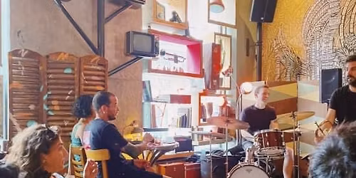 Almuerzos con M\u00fasica en Directo en el Born