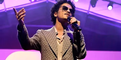 Bruno Mars, Raye & DJ Pee.Wee