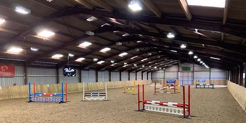 Indoor Evening Clear round 