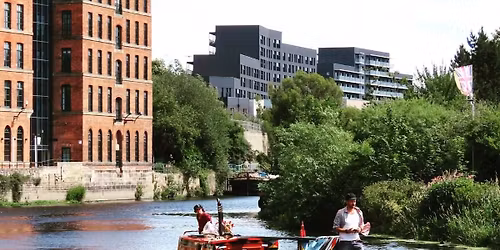 90min Boat trips Leeds City Centre - Bank Holiday Weekend
