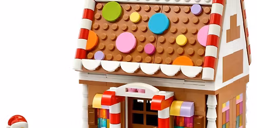LEGO Gingerbread House Family Build