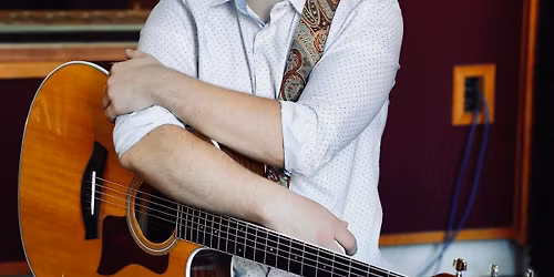 Alex Hiller | East Village Tavern