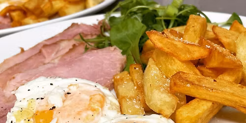 Home Cooked Ham, Egg & Chonky Chips, or Chilli & Chips...mmmmmmm
