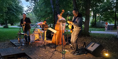 Live Konzert f\u00fcr den Hut von "Tiny Schmauch"