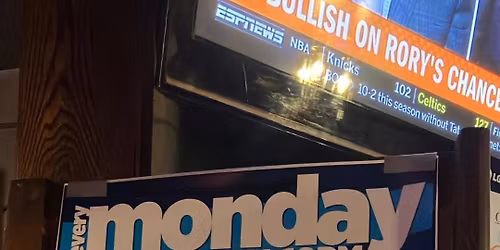 Trivia & Karaoke @ Haggertys 