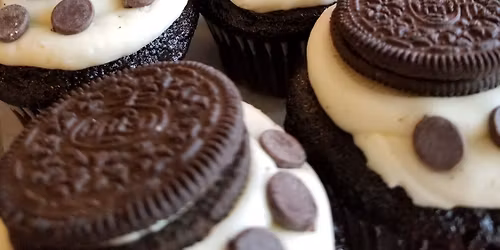 PupCakes at Katzinger's Delicatessen!