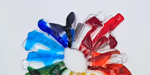 Glass Studio Class: Beautiful Starbursts 3\/19