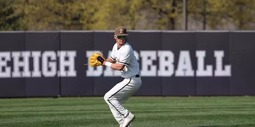 Parking Holy Cross Crusaders at Navy Midshipmen Mens Basketball