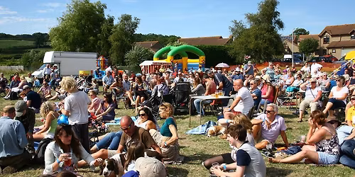 Mosterton Bands On The Green