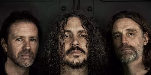 Circu5 + support (George Wilding)