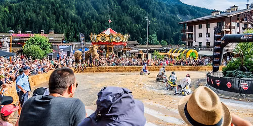 La fête du 15 août — Place de l'Église, 74450 Le Grand-Bornand, France