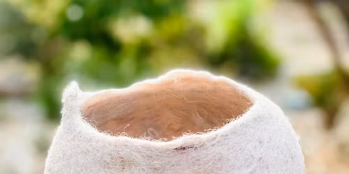 Wet felting with alpaca fibre