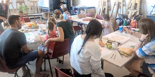 Sunday Funday - Play in the Art Studio