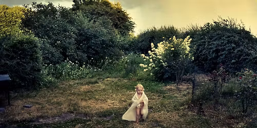 Invitation: \u00c5bning af udstillingen Verden omkring os