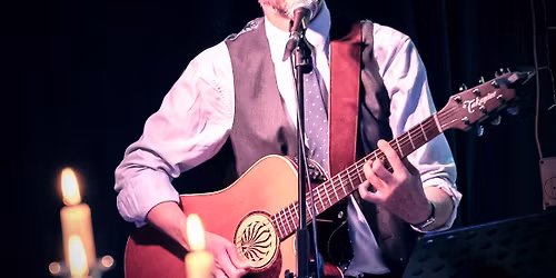 Darren Morgan plays at The Lion Hotel, Belper