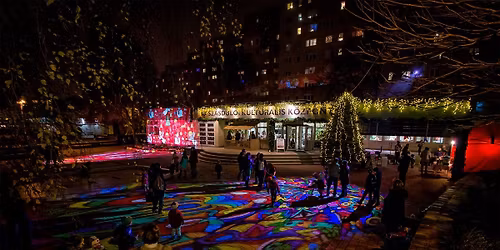 Adventi f\u00e9nyfest\u00e9s