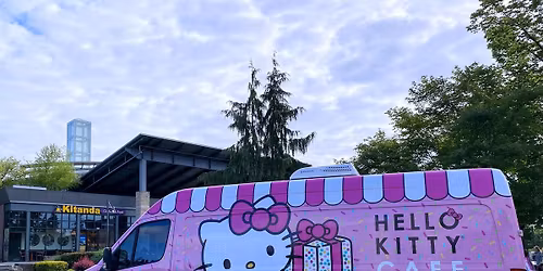 Hello Kitty Cafe Truck West - Lynnwood Appearance